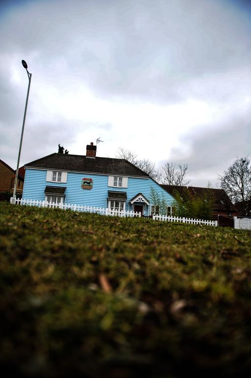 The Greyhound Cottage Chigwell Exterior photo